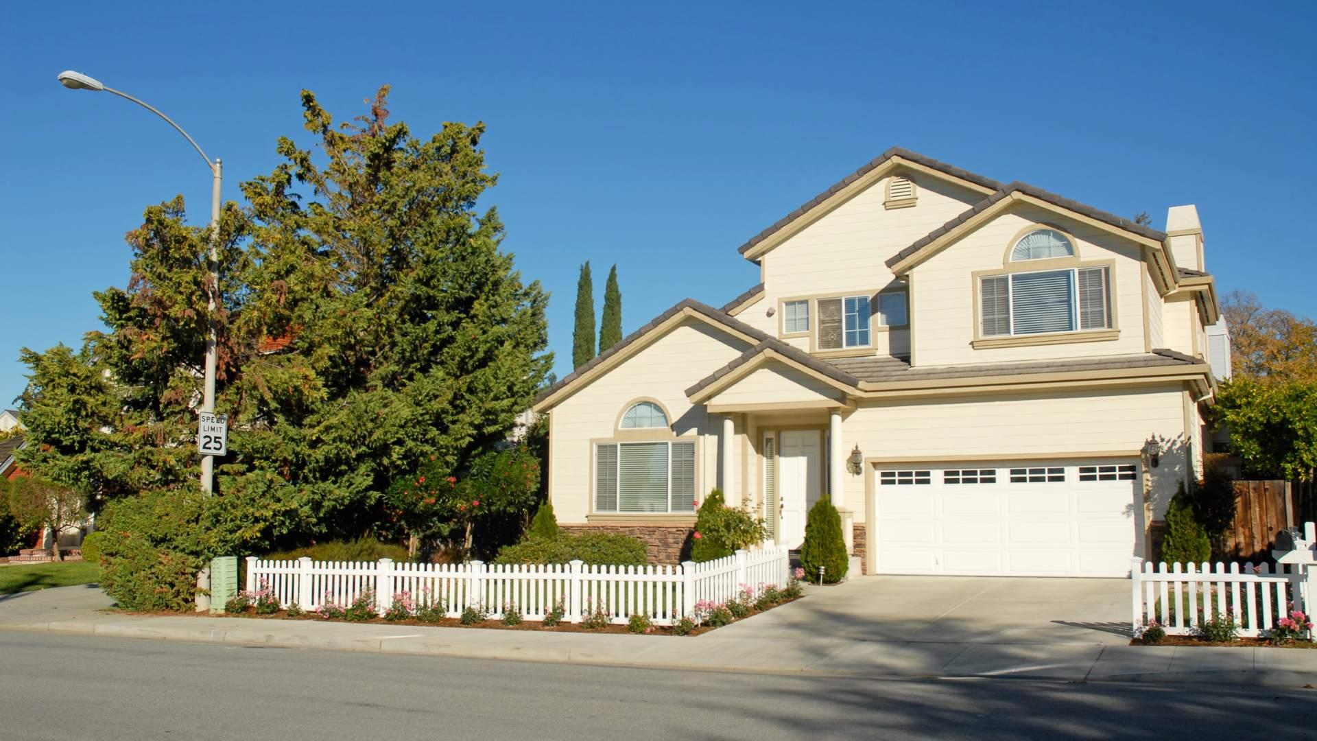 Exterior painting surface preparation and detail work in Los Angeles